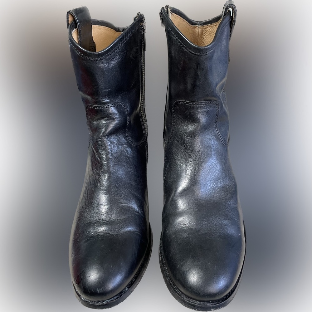Womens’s Size 11 Frye Boots